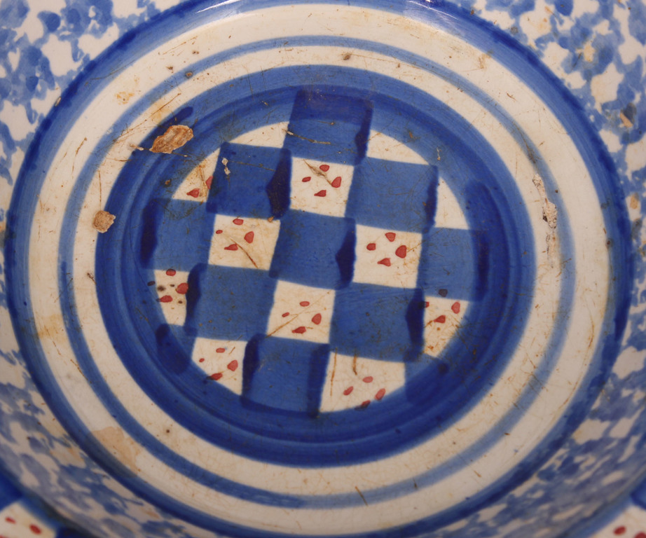 Porcelain bowl with painting