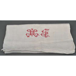 Linen table runner / tablecloth with embroidery