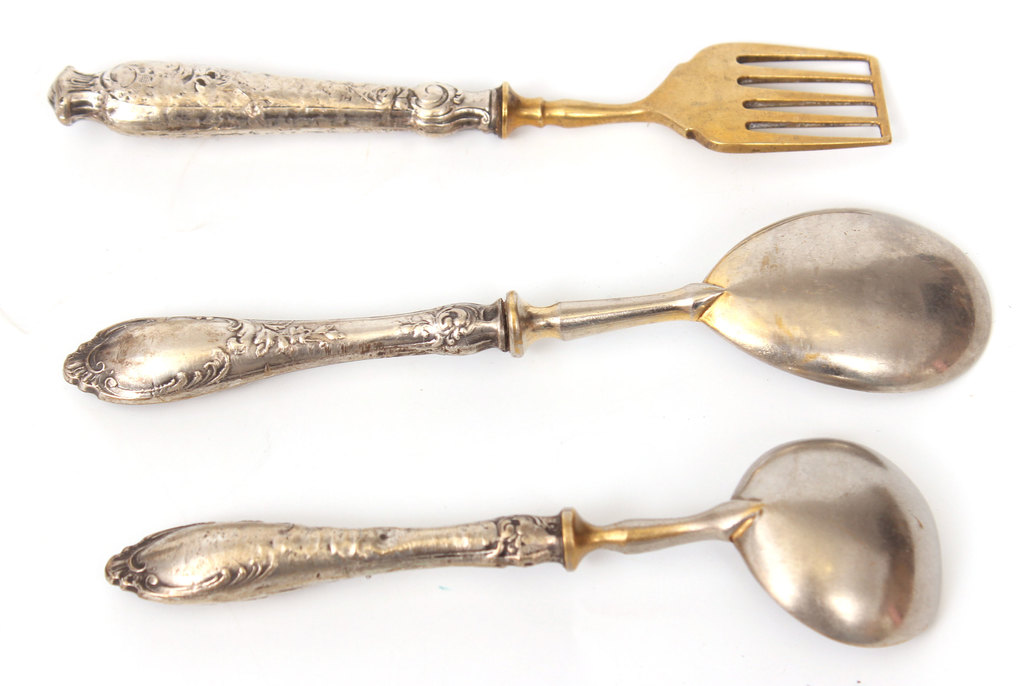 Silver cutlery set - spoon, spoon, spatula
