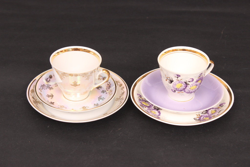 Porcelain cup with saucers (2 pcs.)