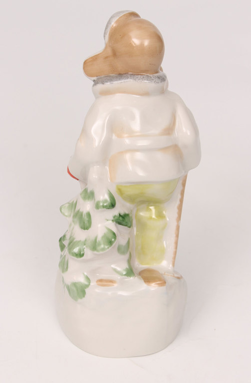 Porcelain figurine 