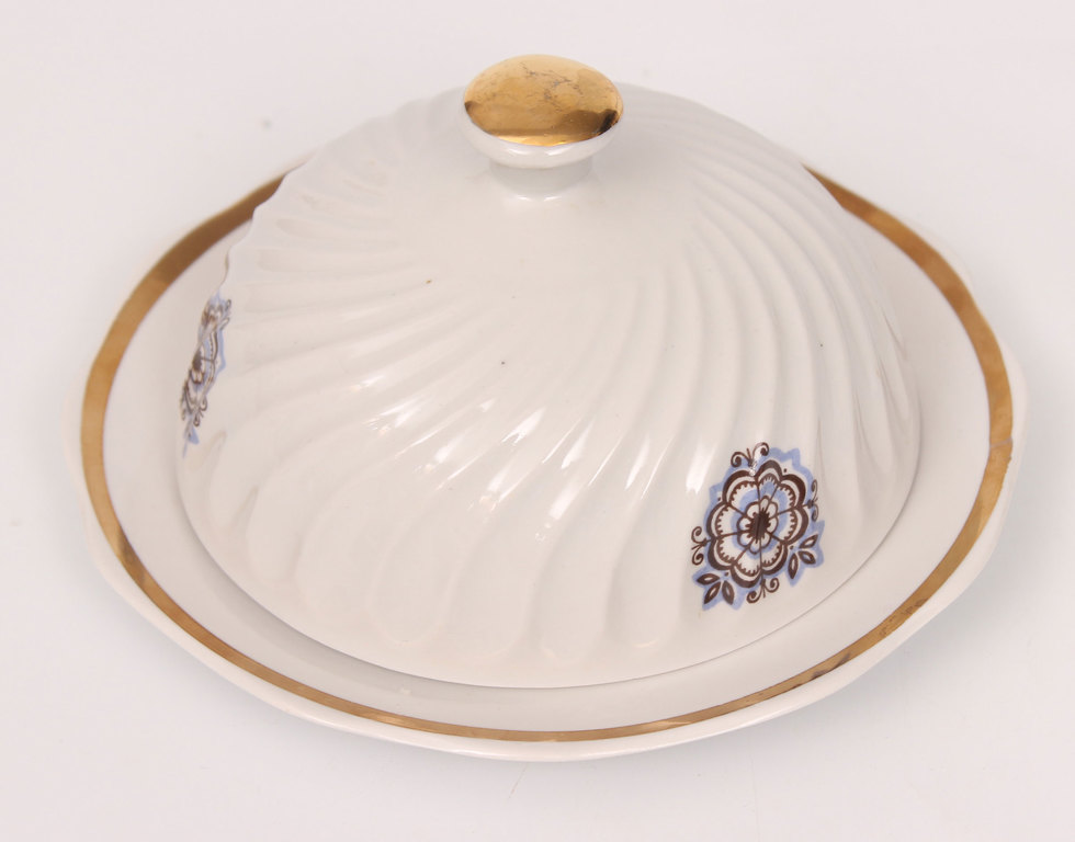 Porcelain butter bowl with lid
