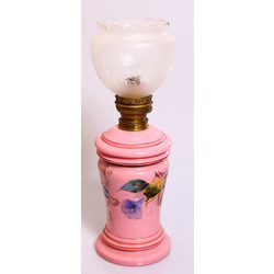 Petrolejas lampa (rozā, ar ziediem)