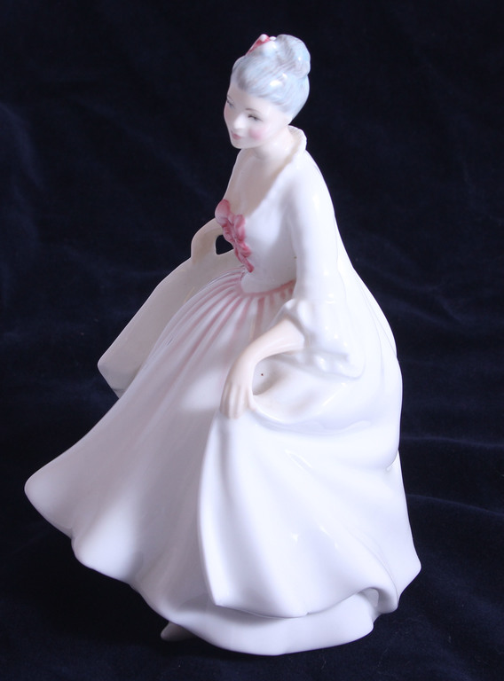 Porcelain figure 