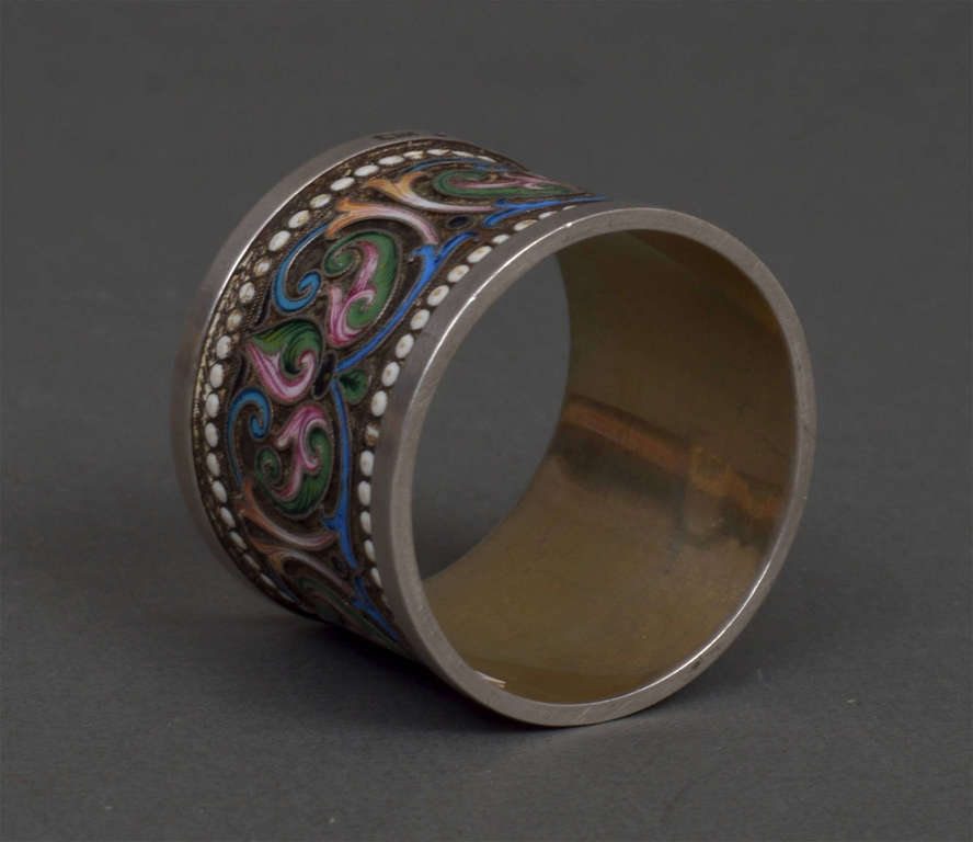 Серебряное кольцо для салфеток с эмалью