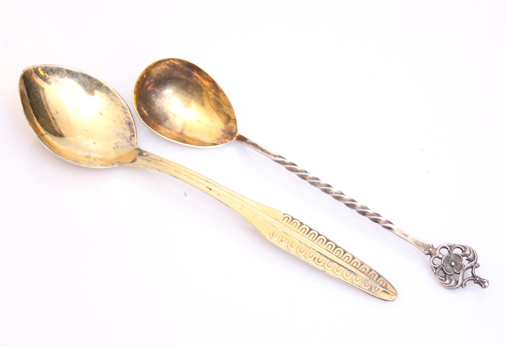 2 Silver spoons