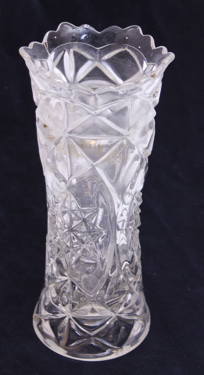 Iļģuciema glass factory vase