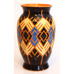 Ceramic vase 