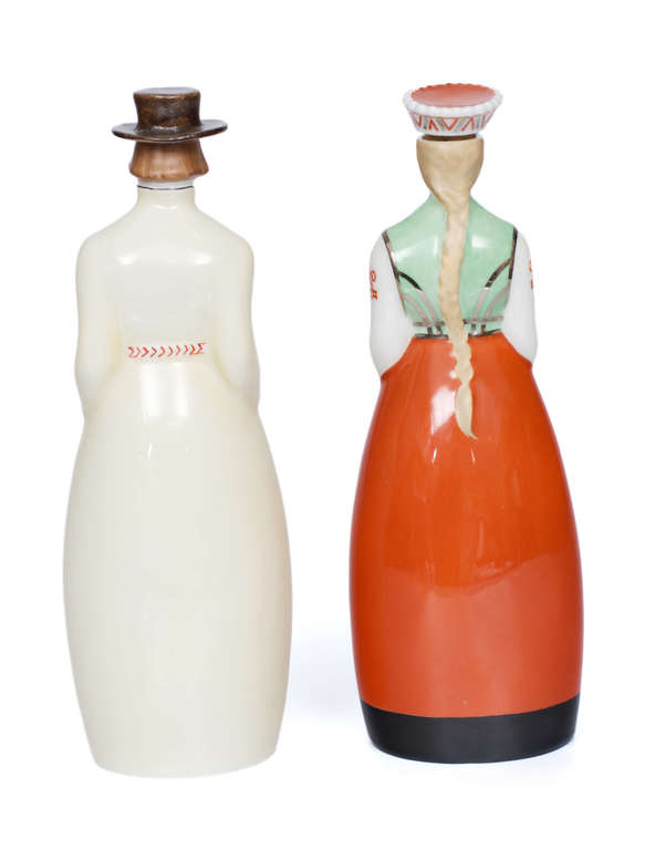 Porcelain decanters 