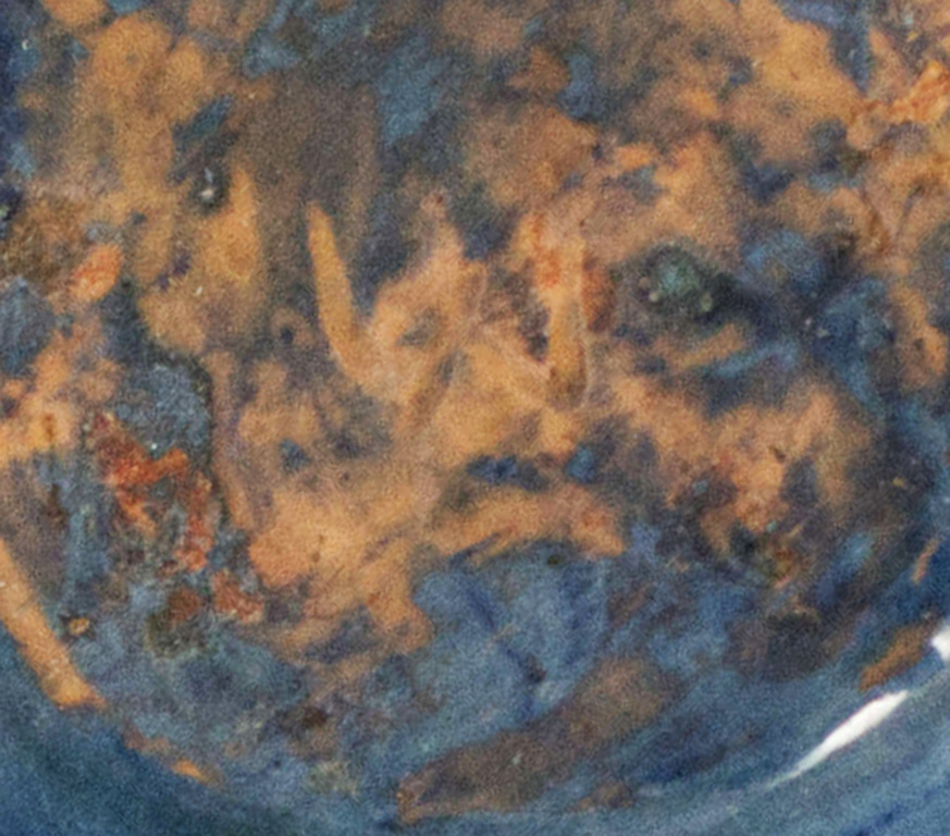Keramikas vāze ar tautu meitas gleznojumu
