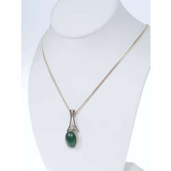 Silver Art Nouveau pendant with malachite and chain