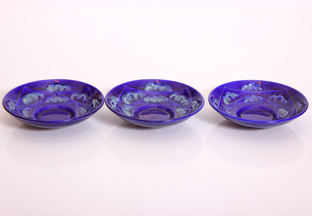 Ceramic saucer set 3 pcs.