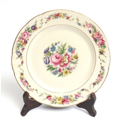 Porcelain plate 