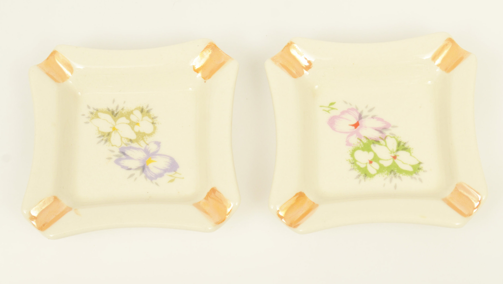 Two porcelain ashtrays