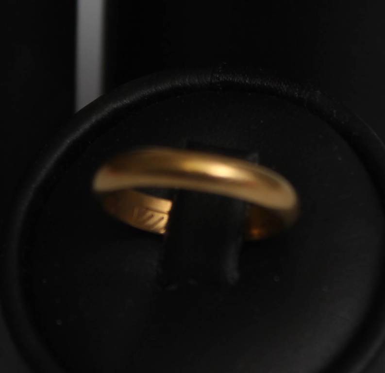 Gold rings (3 pcs)