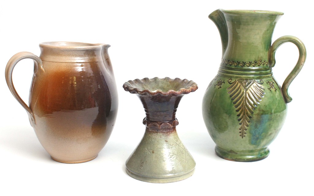 Ceramic jugs (2 pieces) +1 vase