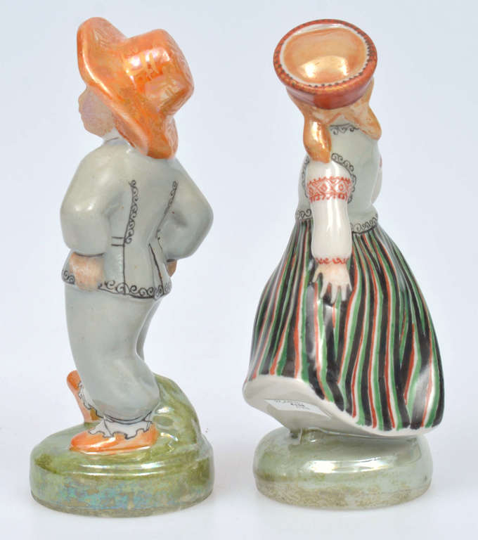 Porcelain figurine (2 pcs) 
