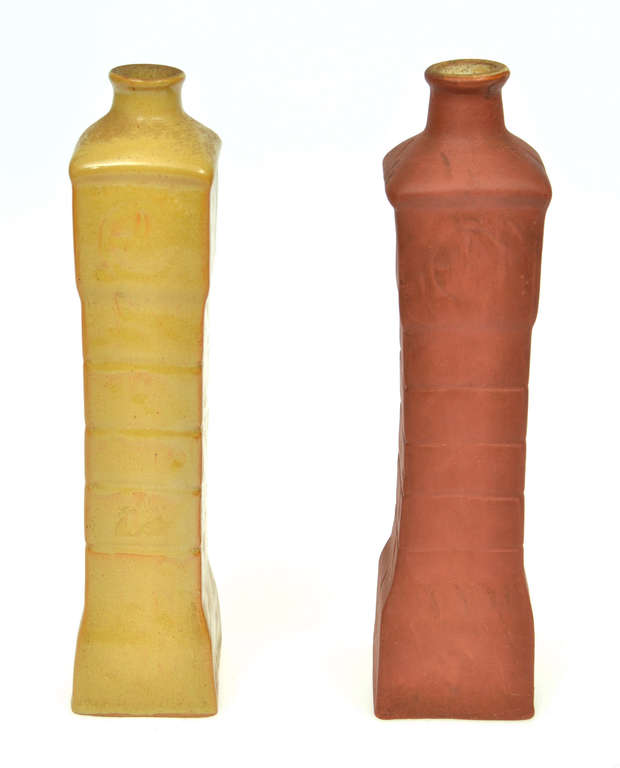 Divas keramikas karafes 