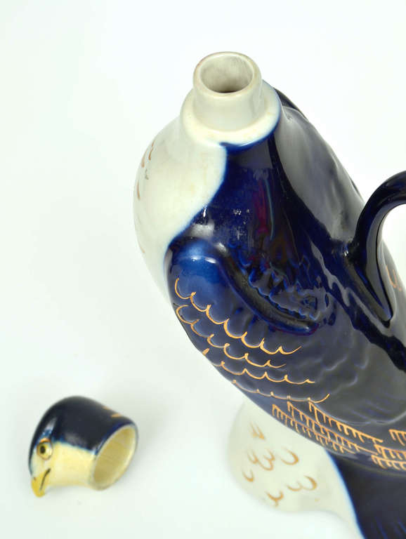 Porcelain decanter 