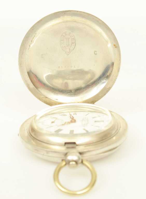 Silver pocket watch (in working order) 