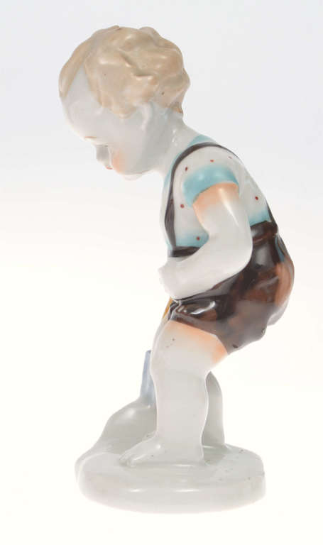 Porcelain figurine 