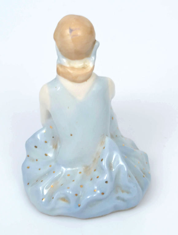 Porcelain figurine 