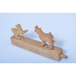 Kustināma koka rotaļlieta ''Kazlēns un suns''