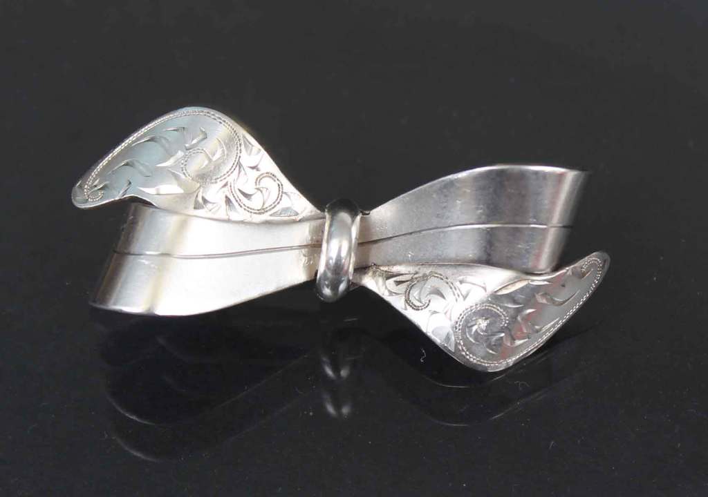 Silver Art Nouveau brooch