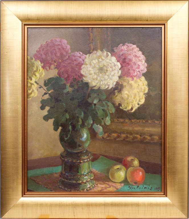 Still life with chrysanthemums