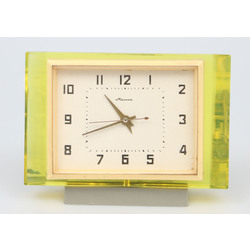 Uranium plexiglass case table clock