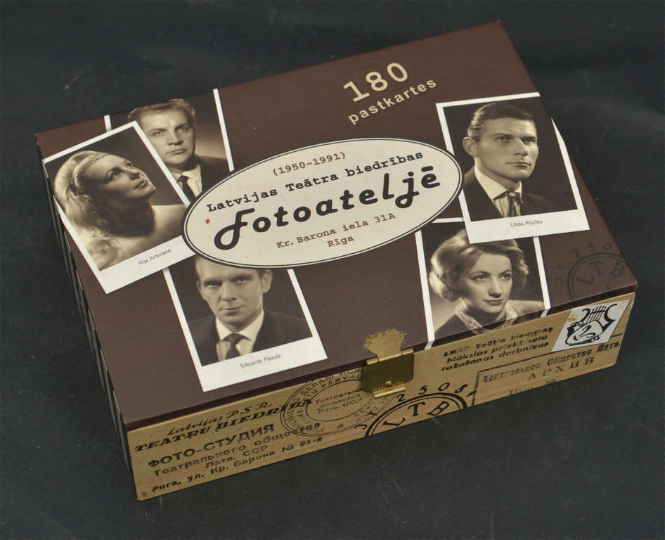 180 открыток в фотостудии Латвийского театрального общества (1950–1991).
