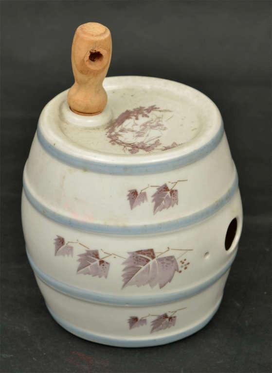 Porcelain wine barrel