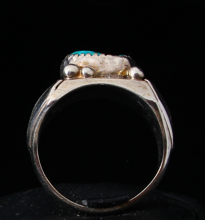 Серебряное кольцо в стиле модерн с бирюзой (в коробке)