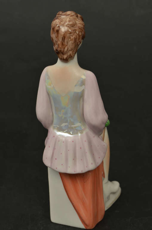 Porcelain figurine 