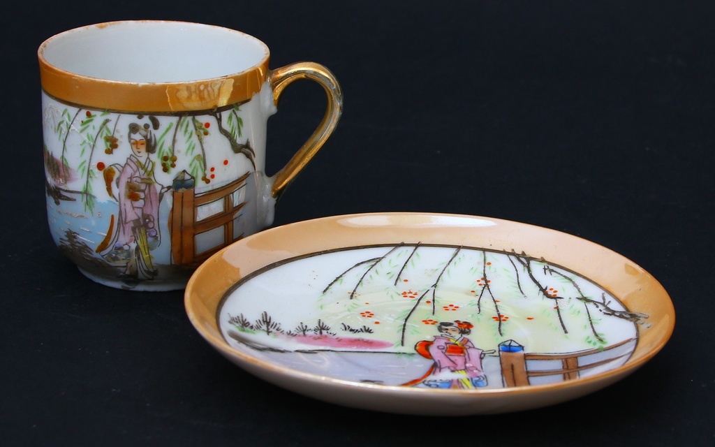 Japanese porcelain cup with saucer 