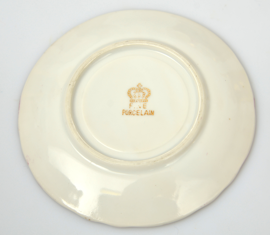 Porcelain service for six people