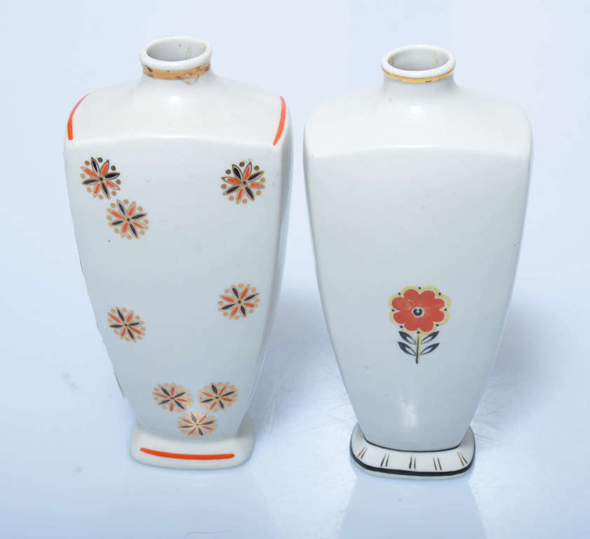 Porcelāna alkohola karafes ( 2 gb.)