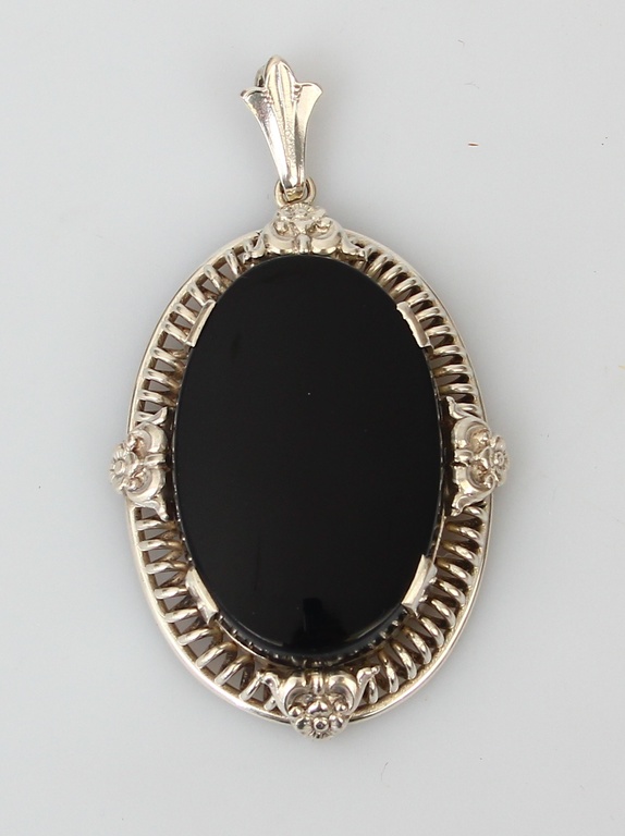 Silver Art Nouveau pendant with black agate?