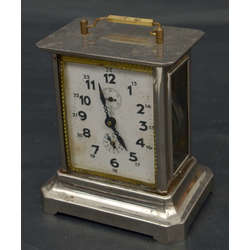 Table clock with a melody