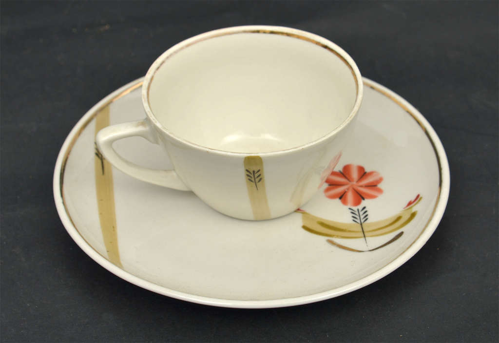 Porcelain cup with saucer