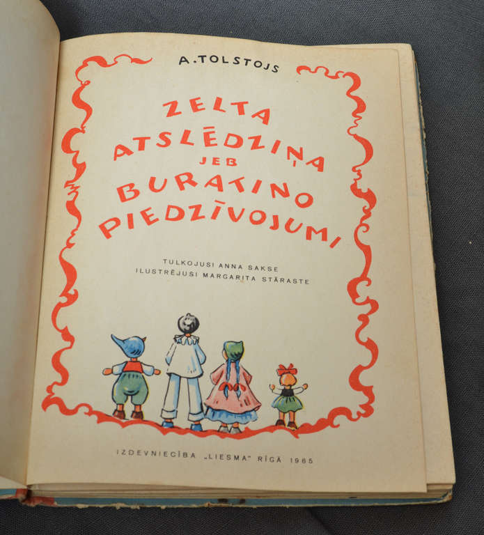 The book ''Buratino piedzīvojumi''