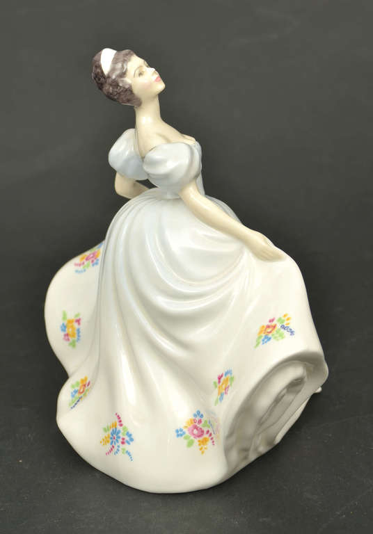 Porcelain figurine 