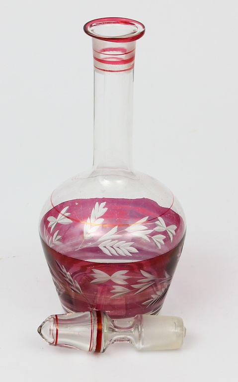 Glass decanter with cap