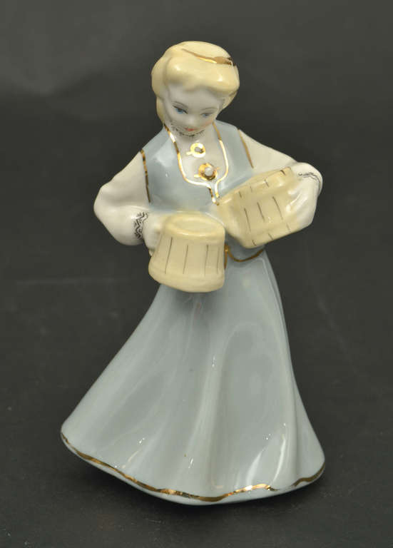 Porcelain figurine 