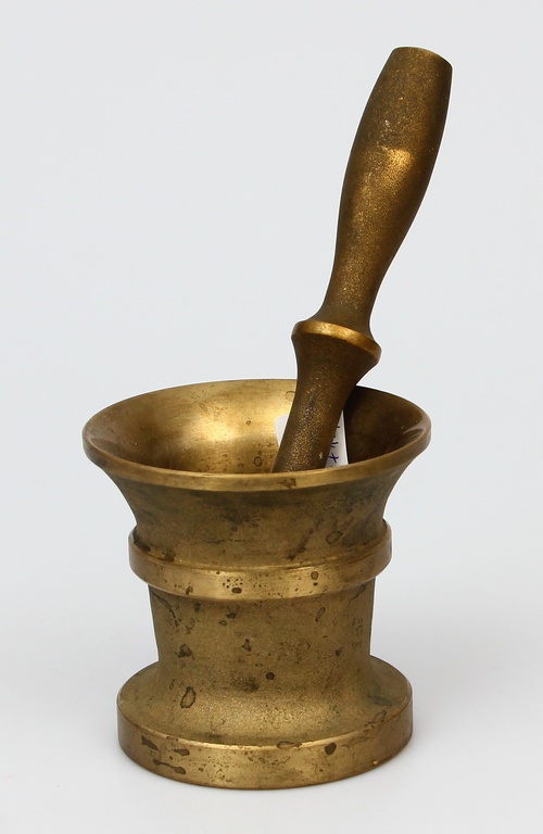 Bronze mortar and pestle