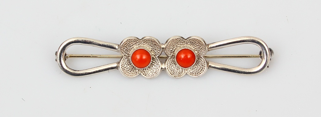 Art Nouveau silver brooch with red coral