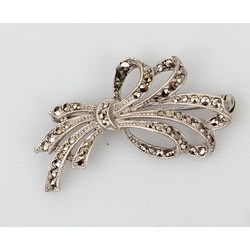 Art Nouveau silver brooch with marcasite crystals