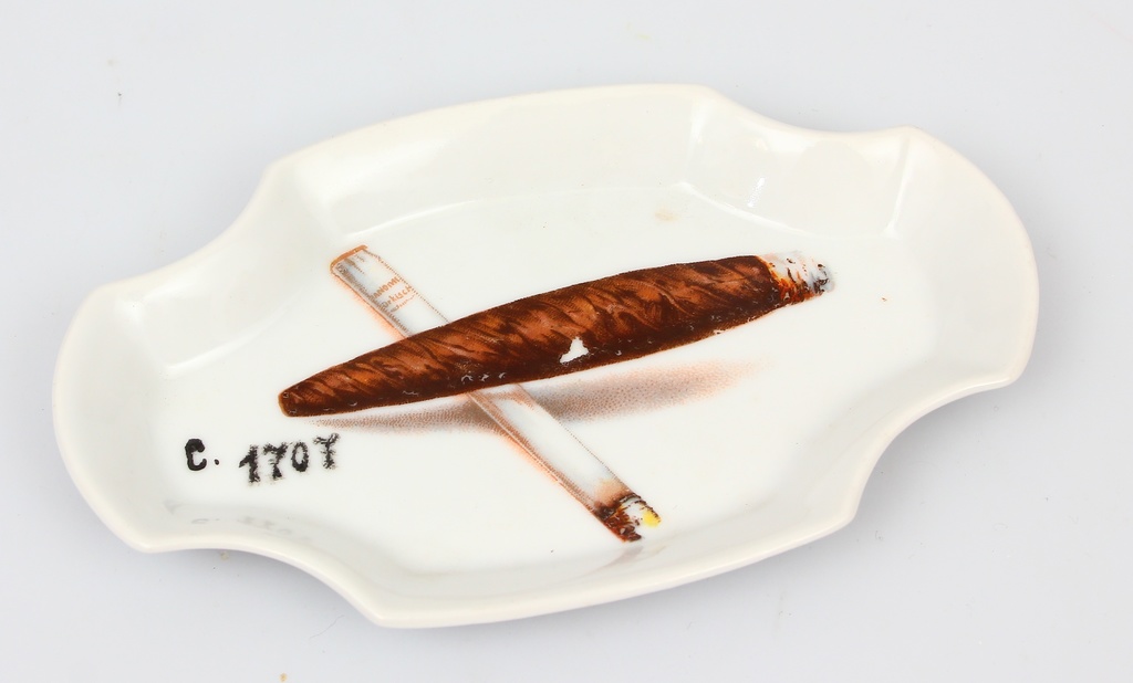 Porcelain ashtray