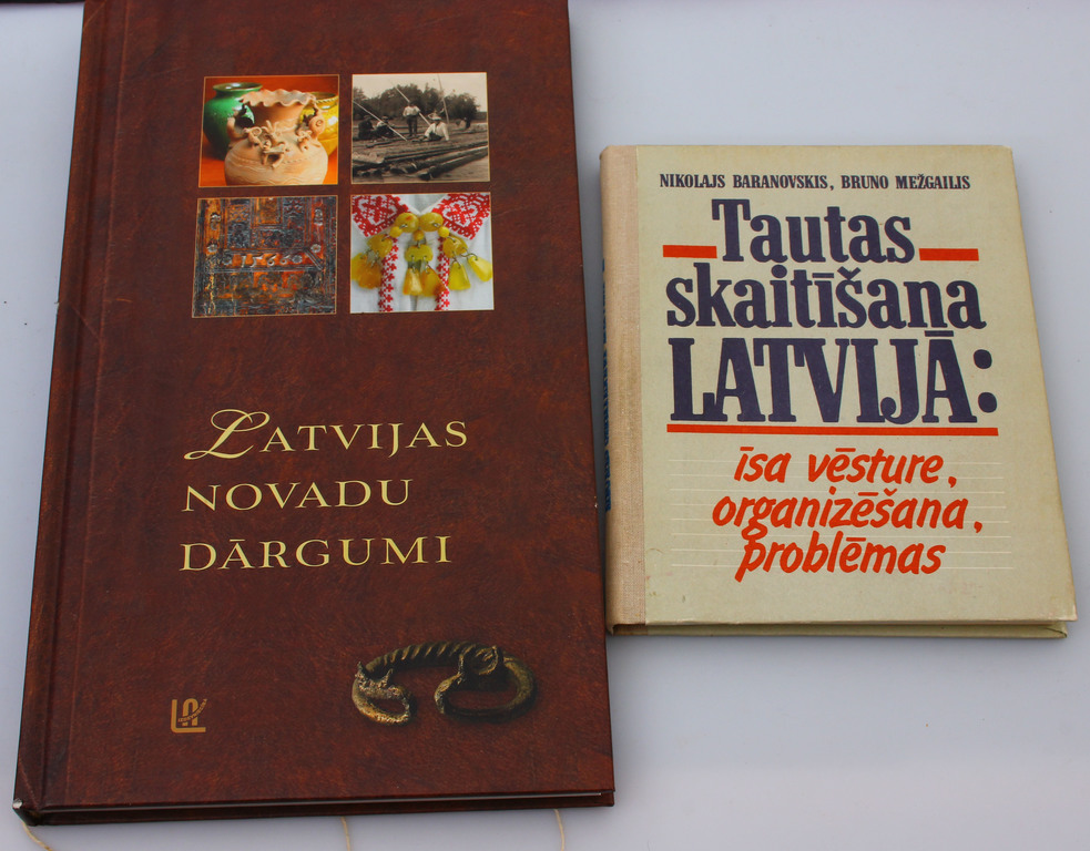 Divas grāmatas ''Tautas skaitīšana Latvijā'', ''Latvijas novadu dārgumi''