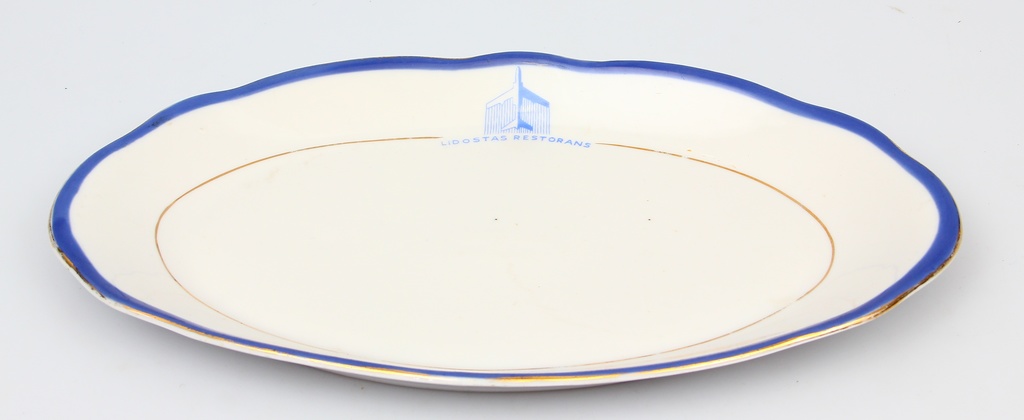 Porcelain plate 